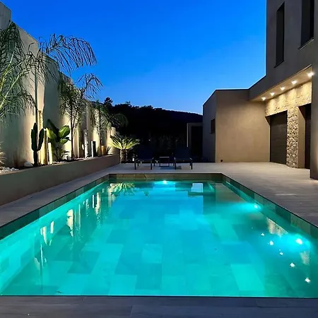 Magnifique Contemporaine *